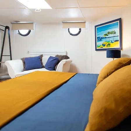 La Peniche 船屋 科尔马