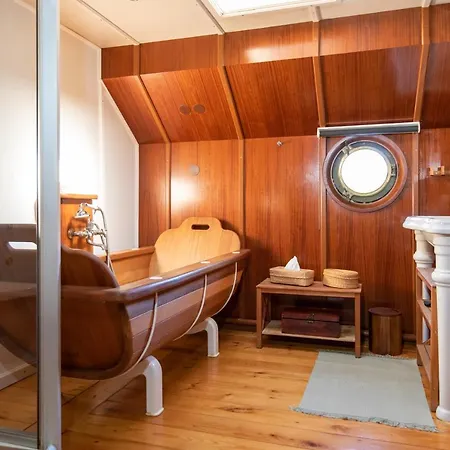 La Peniche 船屋 科尔马