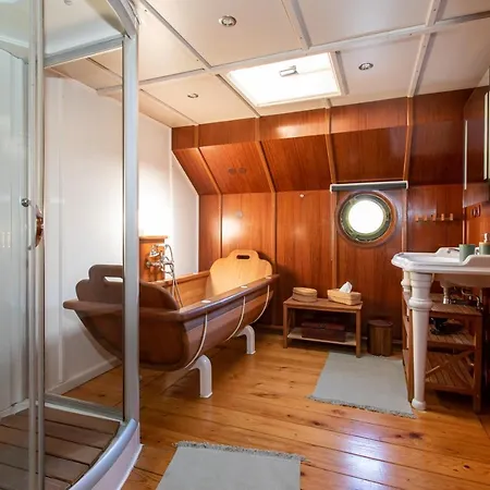 Bateau-hôtel La Peniche Colmar